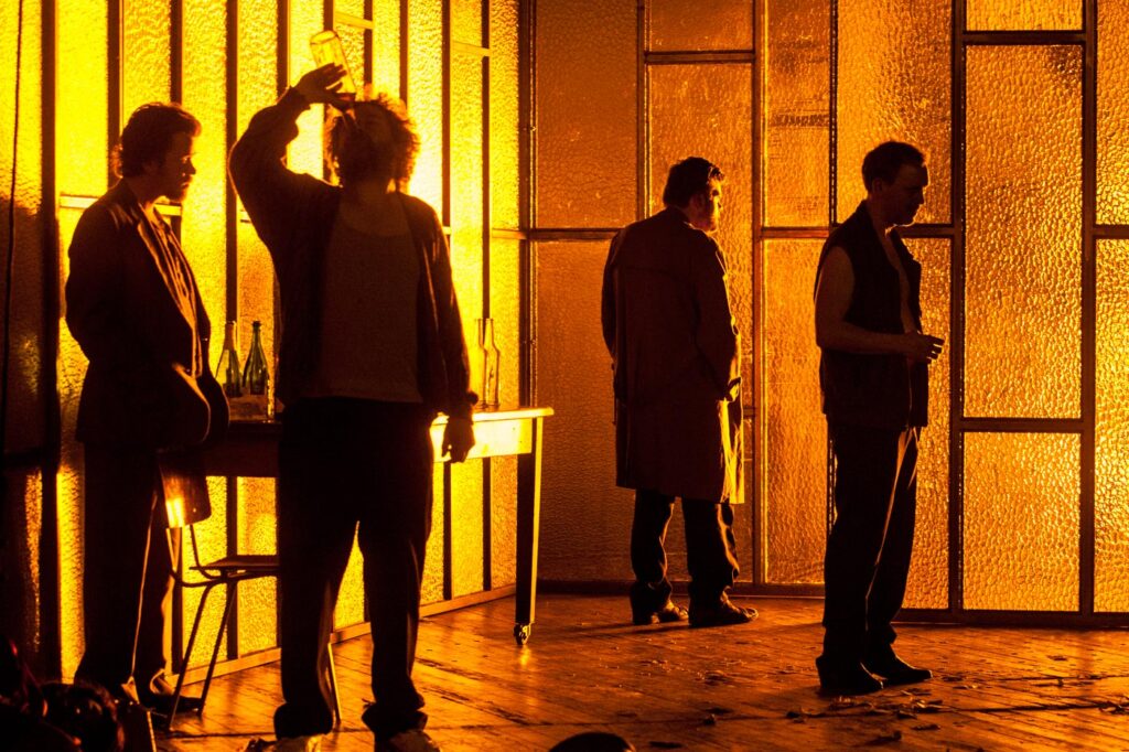 ALSEMKOMT – naar The Iceman Cometh, Eugene O’Neill